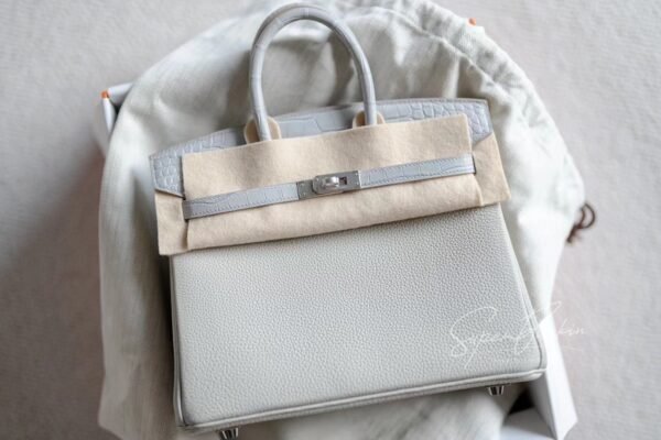 Hermes Bag Image Birkin Touch 25CM Matte Crocodile / Togo Leather 80 Pearl grey Silver Hardware