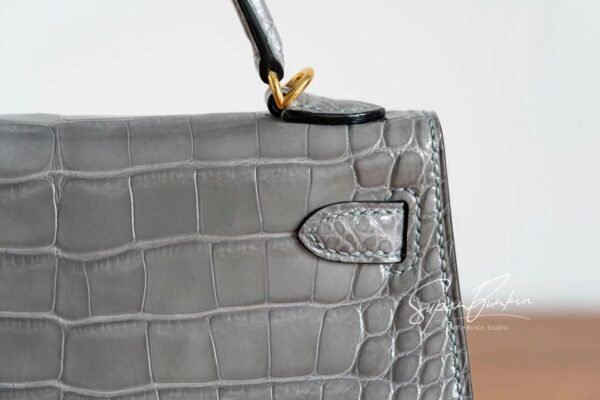 Full Handmade Mini Kelly ll 0V Gris Ciment Shiny Crocodile Gold Hardware
